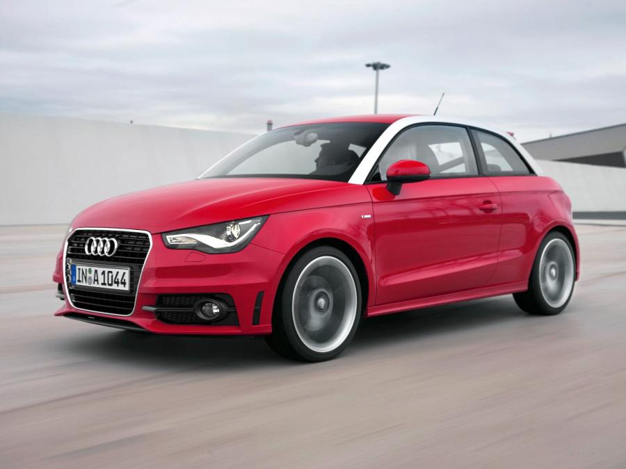  Audi A1 TFSI S-Line 2010 года  (фото 29 из 30)